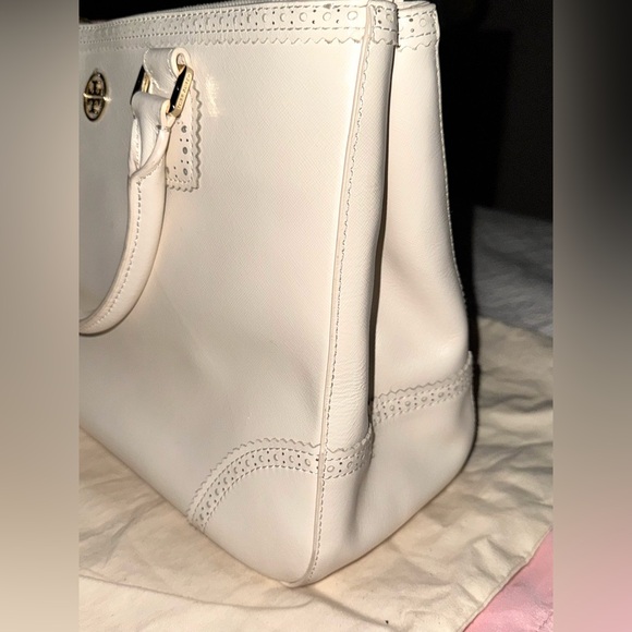 Creme Leather Tory Burch Robinson Spectator Double Zip Tote NWOT - Picture 5 of 16